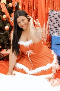 _Dulcinea_1 Holiday Heat: Santa’s Little Secret Immagine  3