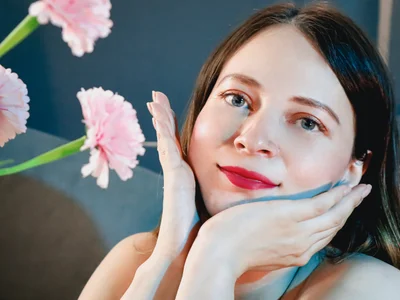 AmbeerWood_ On Black Pic 2