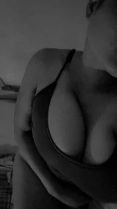 ARYAN_RITIKA Public Immagine 