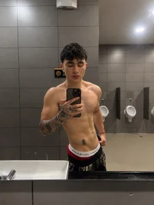 Zack_Bellmont1 Did you go to the gym yet? Immagine  3