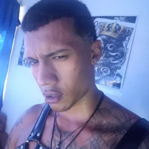 You like my body de Ryan_coopper  4 Imagens