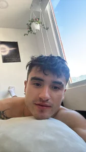 Zdjęcia charlie_dicker xxxx: 