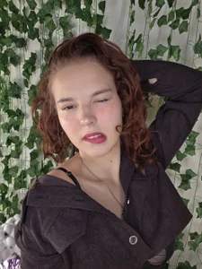 PollyHiller1 Just me🫣 - {count, plural, one {תמונה אחת} two {שתי תמונות} many {# תמונות} other {# תמונות}}