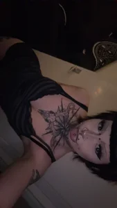 Cherry_Bomb_xoxo Hiya <3 টি ছবি