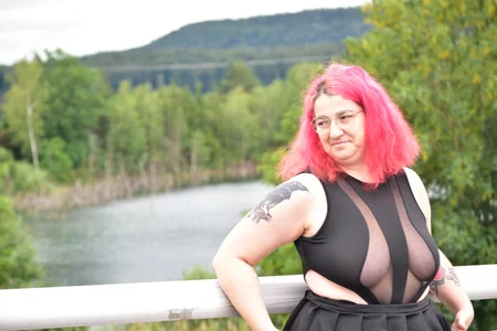 Einfach_Dani_offi Spritzige Grüße Foto 7