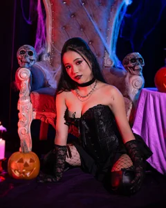 littlee_Sophi_ Halloween 🎃 Pic 3