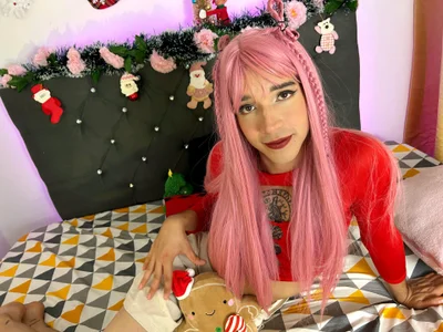 Persefone_Lux Public Pic 2