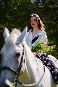 StacyStone summer horseback riding Kuva 2