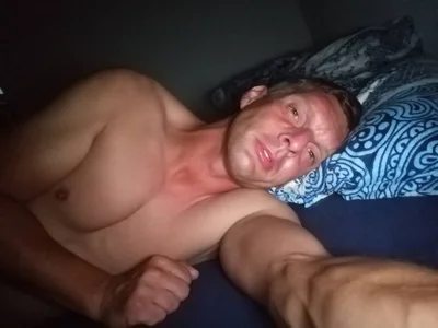 Goldmedall Zwei รูป  2