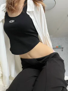 AnnyiBlueのCollege vibe😘の 4枚の写真