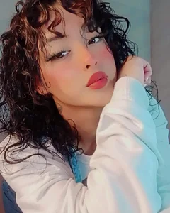 scarleth-jess 😈 Stay… I’ll make you forget the rest of the world 💋 Pic