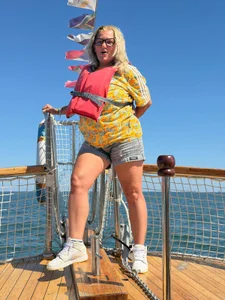 SharronAlexa vacation on the boat Pic 3