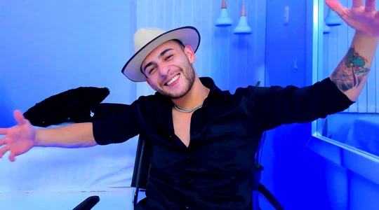 Black is so Sexy 🖤🔥 de Drako_Lamar  3 Imagens