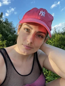 LindaLiony Public Bilde 5