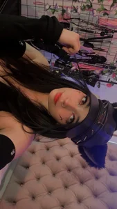 kira_Berry_ Would you like to play with this kitten in heat ? 😏🔥♥️ Hình