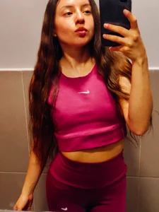 VioletaNova GYM #cute #skinny #latina #natural Gambar 4