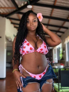 samylorenss 🍓🤤 Pic 3