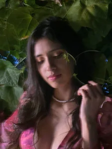 emilly_smith_1 A sweet encounter 🖤❤❤🤍🖤 Pic