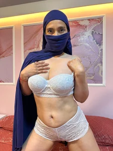 DaliaRahal Public  5টি ছবি