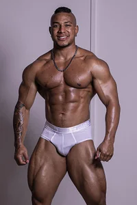 Travis_lenox_のPeak Performance🤘の 2枚の写真