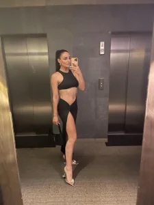 RoxelleSilvara69 Ntmu Foto