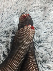 Red-Bitch-xyntia Public Pic 4