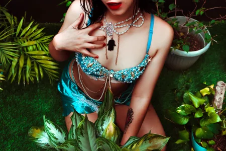 LanaKyutt nature Pic 4