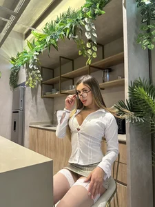 vianca_cruzz kullanıcısının Let me be your naughty secretary 👿 albümü -  9 fotoğraf