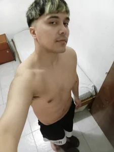 Alexriversx After training Gambar