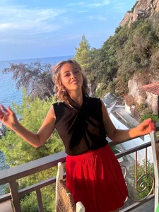 Anna_Love1 Sexy on vacation Pic 6