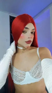 Brithanycullen red💖💖 . fénykép