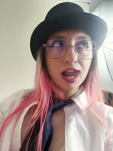 Julieta_Shelby Holaa🧐🚬 Billede 3