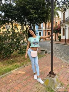 Hilary_Rodriguez_a normal day Bild 2