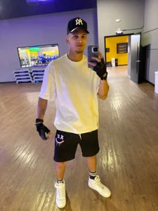 Friendsofeverything_ At Gym Billede 7