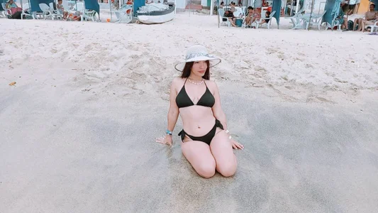 Ema_hot_01 EMA...< Immagine  2