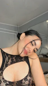 shanty_coleYour favorite girl图片 4