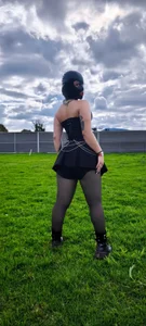 Haelycute Kneel before me 圖片 3