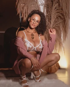 EmmaFerraryのHappy Birthdayの枚の写真