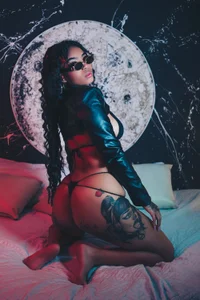 SarahLynn7 DARKNESS MOON Foto 2