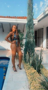 Nala_Grey_: Public ( 3 фото)