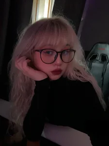 Helen_Carson Public Kuva 4