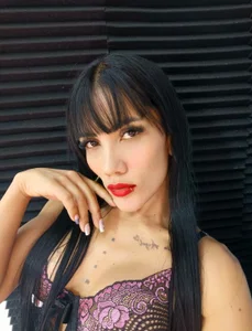 juliane pink de juliane_sweer1  8 Imagens