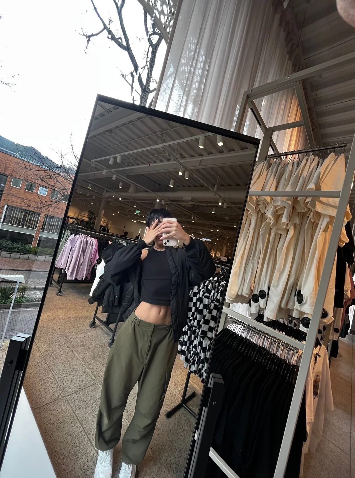 Strawberry_Kitty_ Public Kuva 3