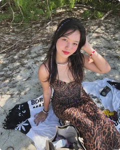 Public od ChasityTurrey  5 snímek