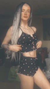 Zdjęcia Poppi666Savage Public:  8