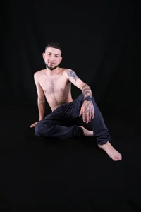 Angel_Soler 🥵 Careful, baby… I might become your obsession. Immagine  3