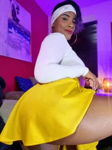 DianaBrownXX A little of myself❤️ Pic 2