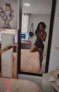 Charlotteblairのhello darlingの 2枚の写真