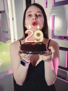 AmbeerWood_ My birthday number 29! ° Pic 2