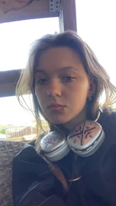 Public od VesnaCrystal  2 snímek